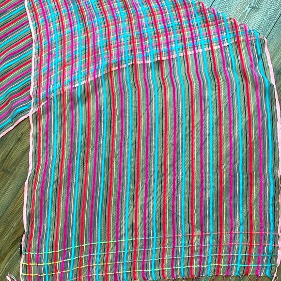 Scarf - Picture 5 of 6